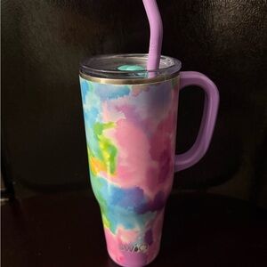 Swig Colorful Water Bottle with Straw 40oz